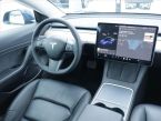 Tesla Model 3 - fotka číslo 5