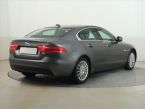 Jaguar XE - fotka číslo 4