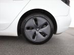 Tesla Model 3 - fotka číslo 19