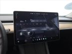 Tesla Model 3 - fotka číslo 16