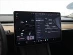 Tesla Model 3 - fotka číslo 18