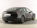 Tesla Model 3 - fotka číslo 4