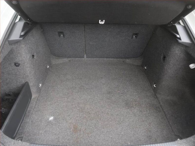 Škoda Octavia - hlavní fotka