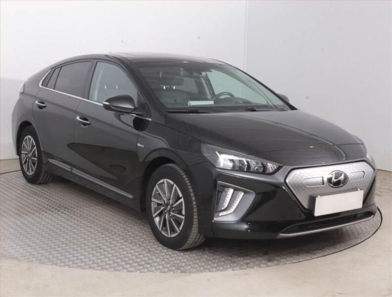 Hyundai Ioniq - hlavní foto