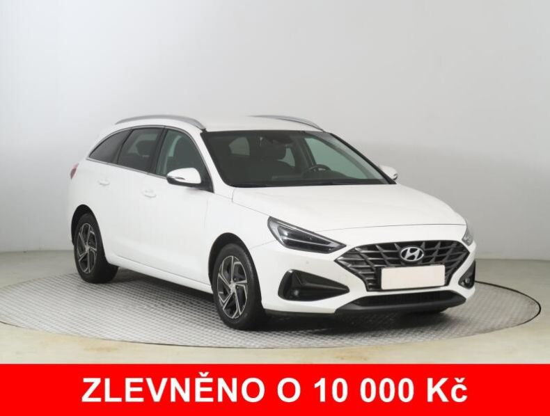 Hyundai i30 - hlavní foto