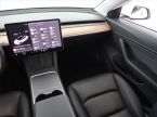Tesla Model 3 - fotka číslo 7