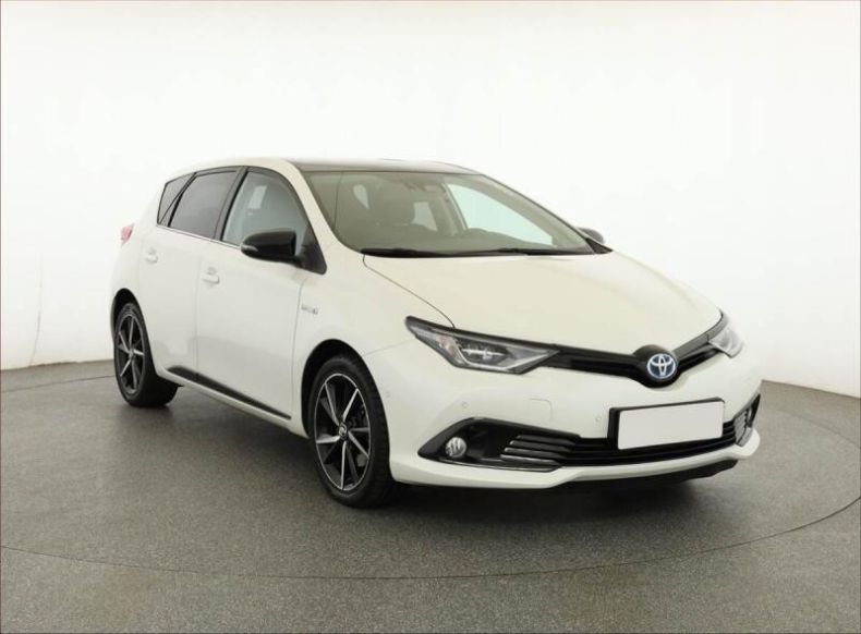 Toyota Auris - hlavní foto
