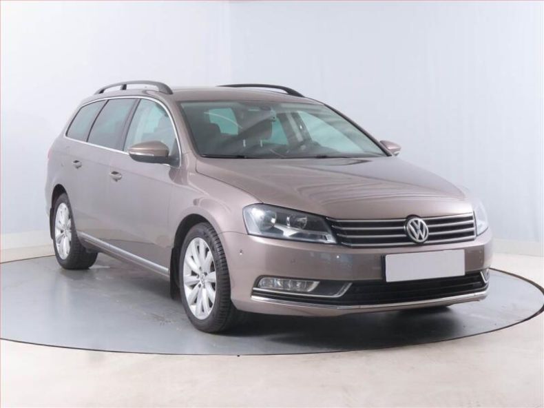 Volkswagen Passat - hlavní foto