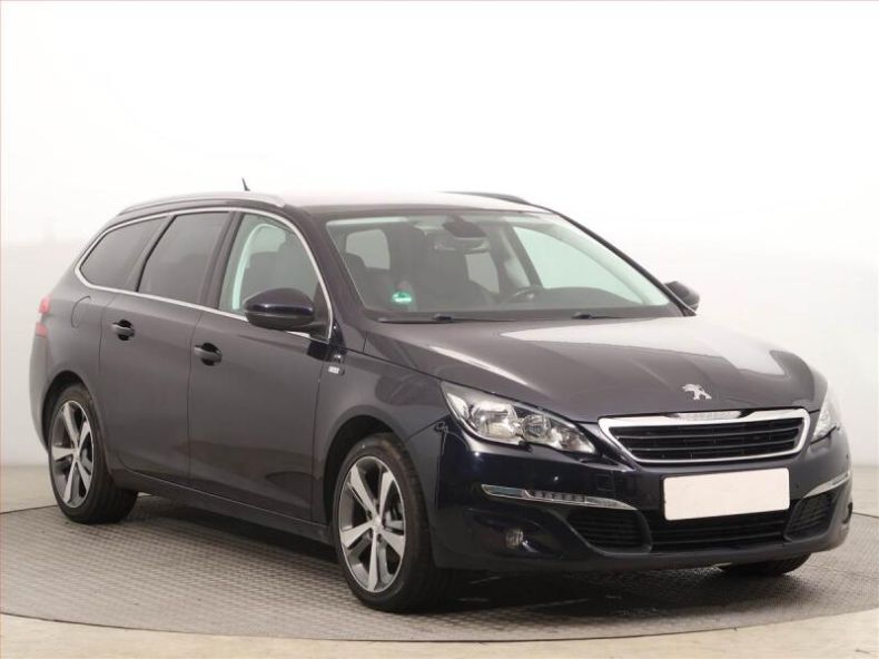 Peugeot 308 - hlavní foto