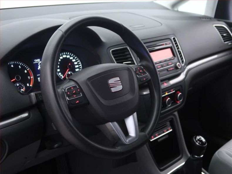 Seat Alhambra - hlavní fotka