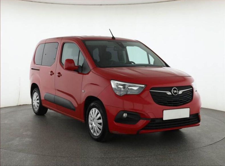 Opel Combo - hlavní foto