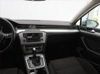 Volkswagen Passat - fotka číslo 7