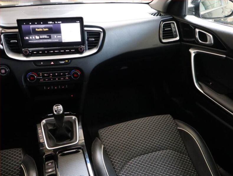 Kia XCeed - hlavní fotka