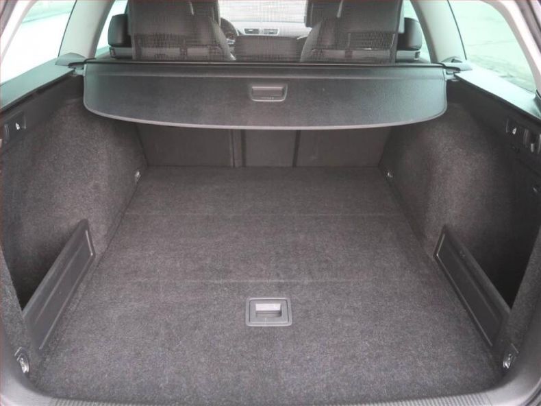 Volkswagen Passat - hlavní fotka