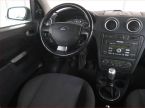 Ford Fusion - fotka číslo 6