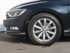 Volkswagen Passat - fotka číslo 14