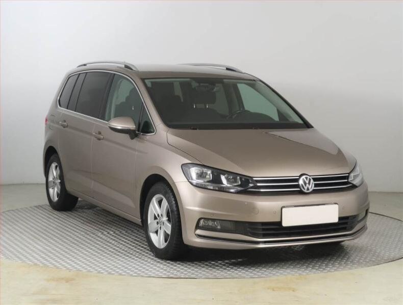 Volkswagen Touran - hlavní foto