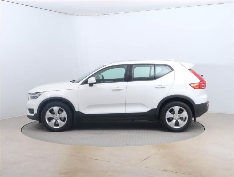 Volvo XC40 - hlavní fotka