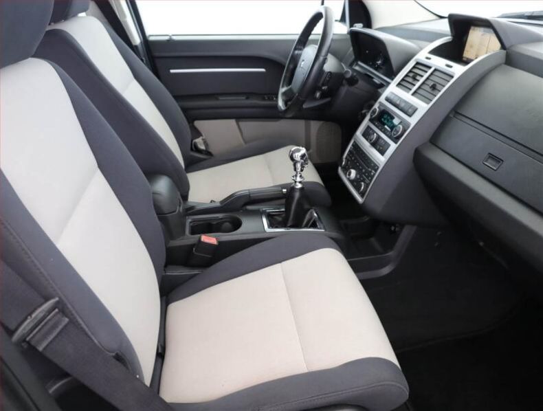 Dodge JOURNEY - hlavní fotka