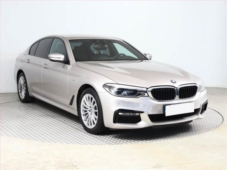 BMW Řada 5 - hlavní foto