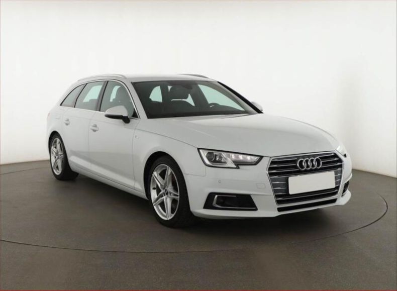 Audi A4 - hlavní foto