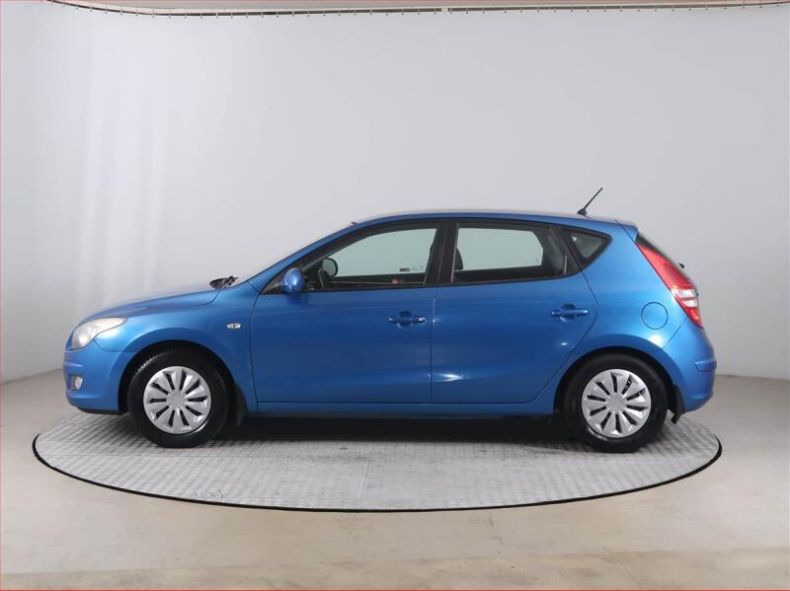 Hyundai i30 - hlavní fotka