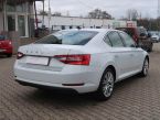 Škoda Superb - fotka číslo 4