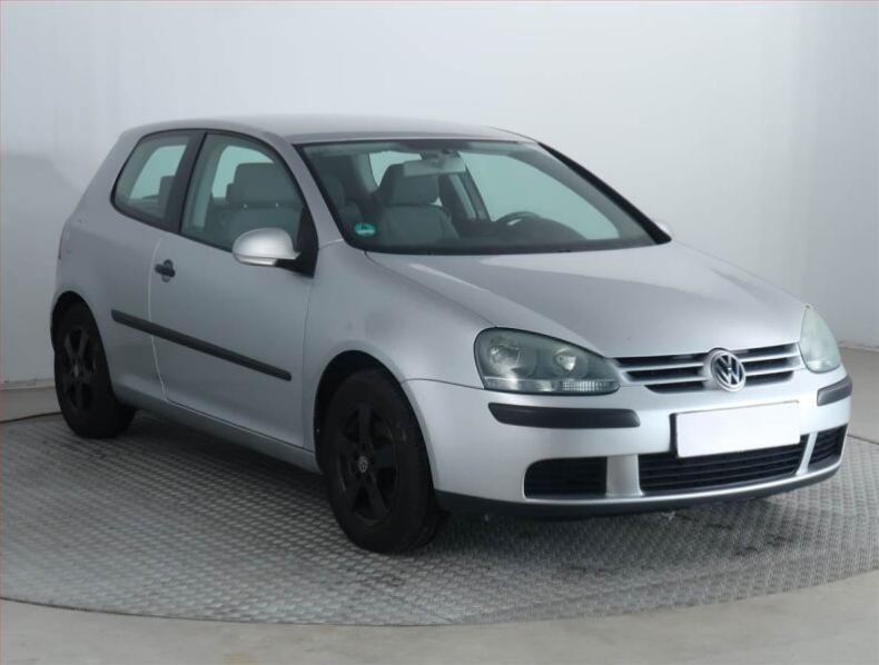 Volkswagen Golf - hlavní foto