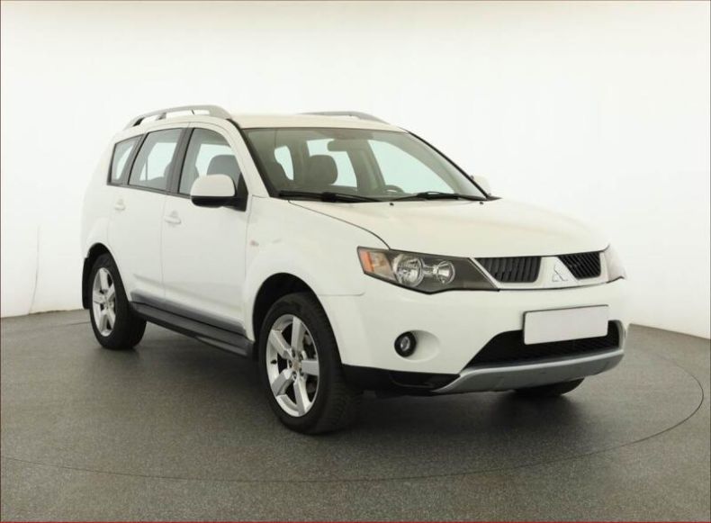 Mitsubishi Outlander - hlavní fotka inzerátu