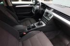 Volkswagen Passat - fotka číslo 8