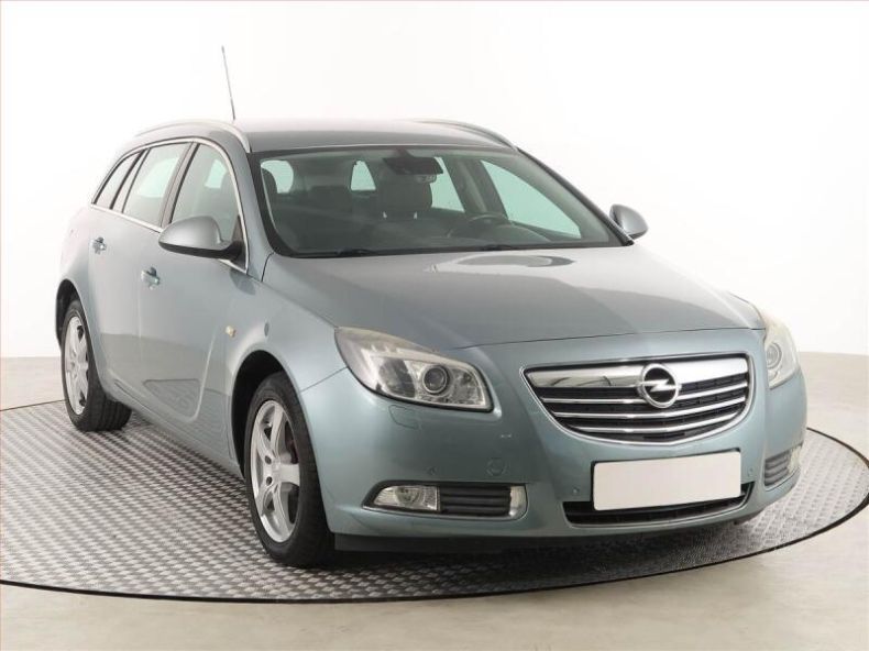 Opel Insignia - hlavní foto