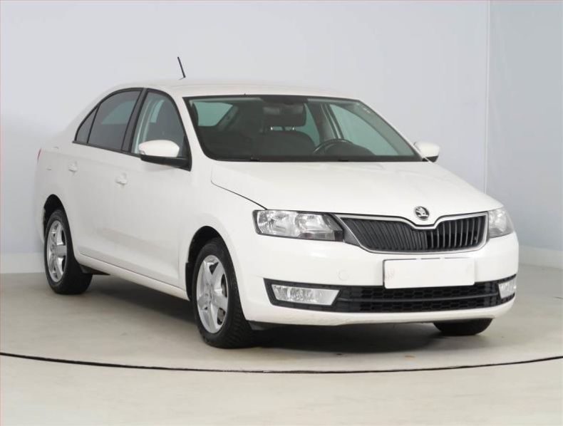 Škoda Rapid - hlavní foto