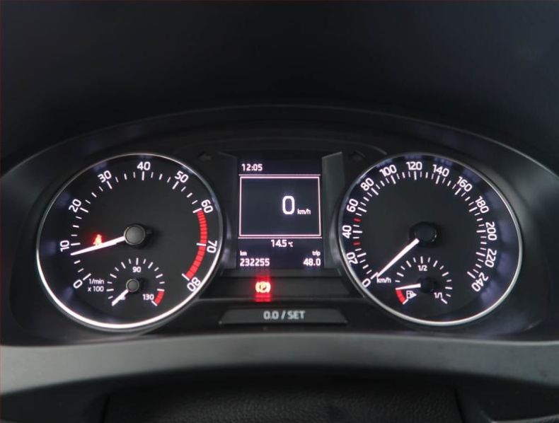 Škoda Rapid - hlavní fotka