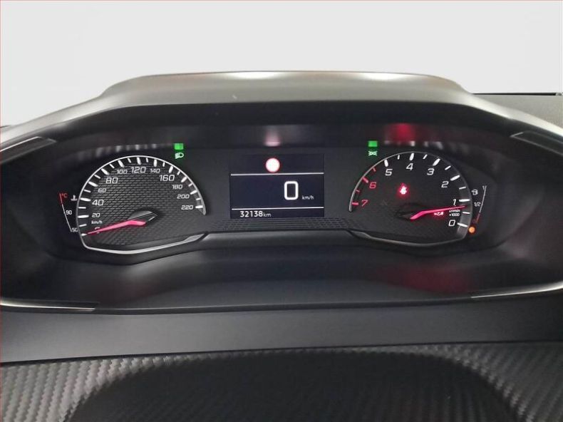 Peugeot 208 - hlavní fotka