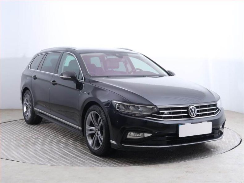 Volkswagen Passat - hlavní foto