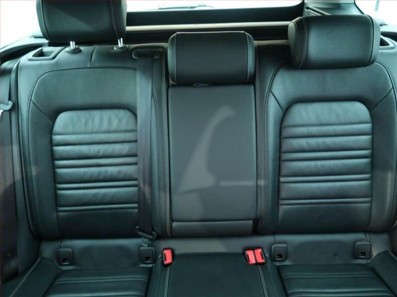 Volkswagen Passat - hlavní fotka