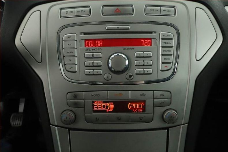 Ford Mondeo - hlavní fotka