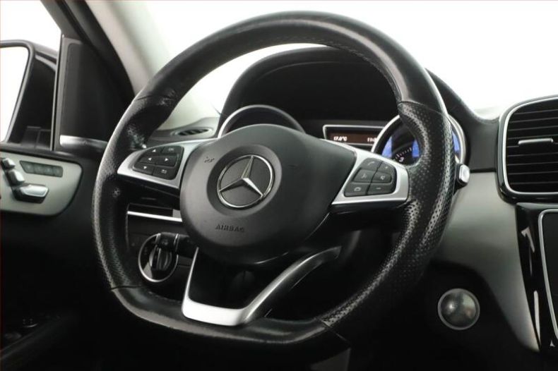 Mercedes GLE - hlavní fotka