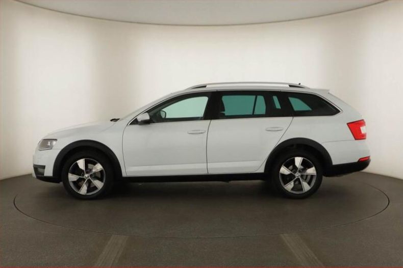 Škoda Octavia - hlavní fotka