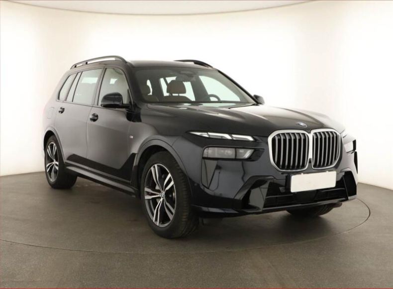 BMW X7 - hlavní foto