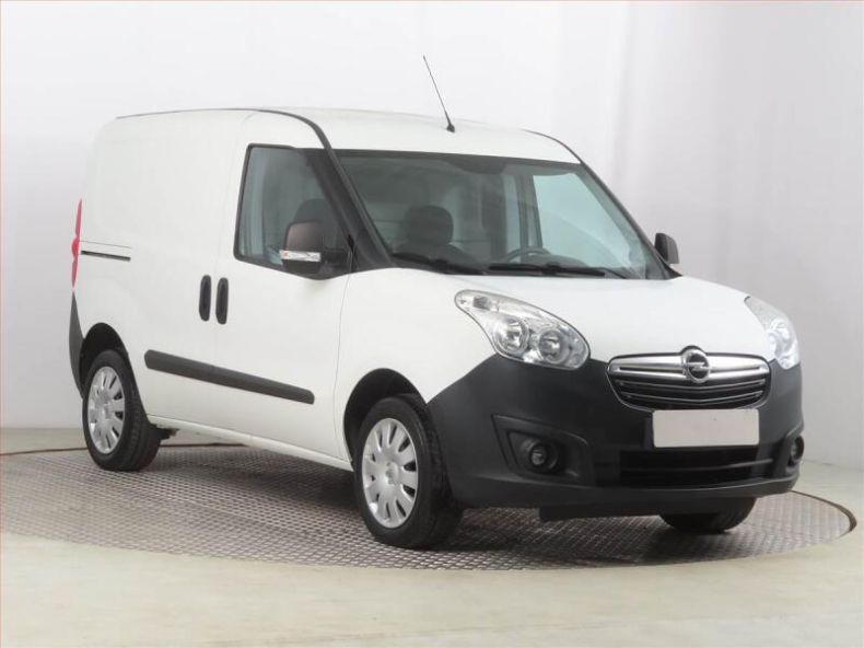 Opel Combo - hlavní foto