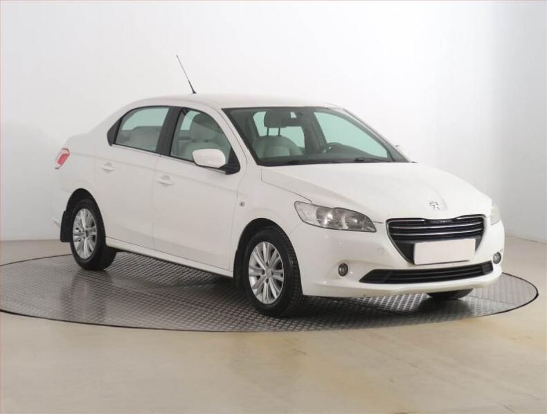 Peugeot 301 - hlavní foto