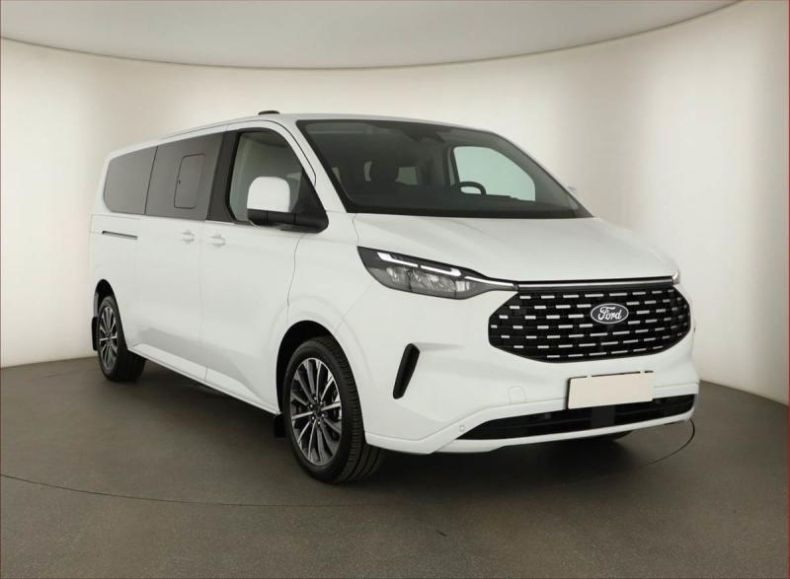 Ford Tourneo - hlavní foto