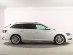 Škoda Superb - fotka číslo 5