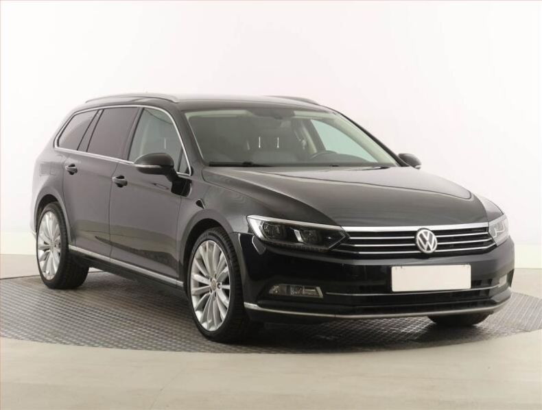 Volkswagen Passat - hlavní fotka inzerátu