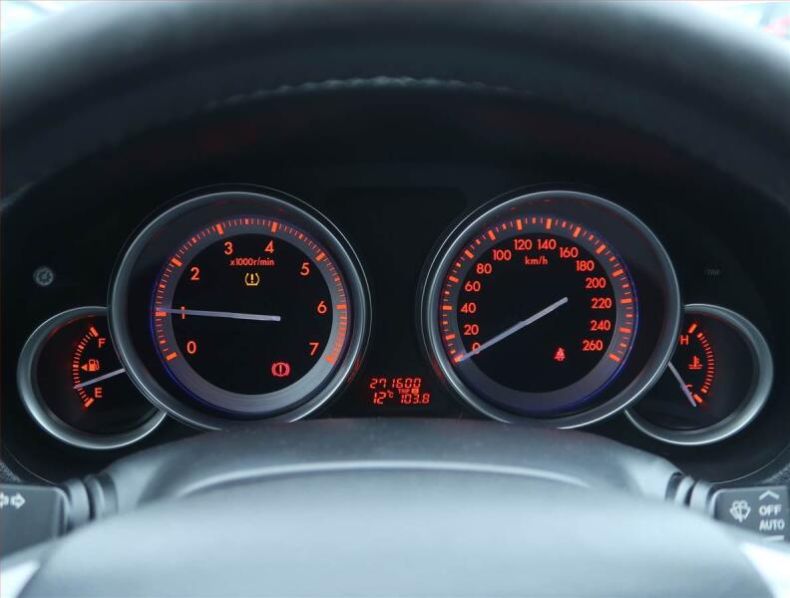 Mazda 6 - hlavní fotka