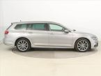 Volkswagen Passat - fotka číslo 5