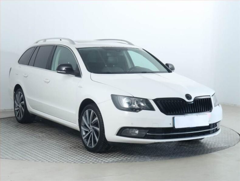 Škoda Superb - hlavní fotka inzerátu