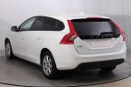 Volvo V60 - fotka číslo 3