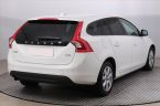 Volvo V60 - fotka číslo 4